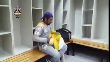 Pakistani Cricketer Hafiz Sarfraz Ahmed Reciting Naat