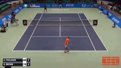 Le point génial de Dustin Brown