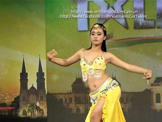 Vietnam's Got Talent 2012 - Vòng Loại Sân Khấu - Lưu Thị Thiên Phương - Belly Dance