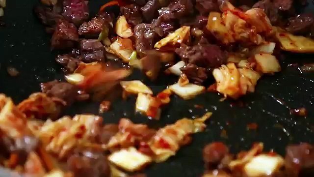Fried Rice (Bokkeumbap 볶음밥)