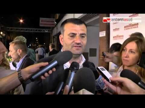 Tg Antenna Sud - Blitz di Decaro al San Pio, ma le donne del clan impediscono fiaccolata