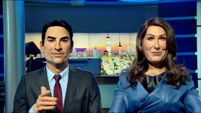 Découvrez les marionnettes d'Anne-Claire Coudray et Julian Bugier aux Guignols - Regardez