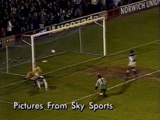 Ipswich T v Norwich C 1992-93