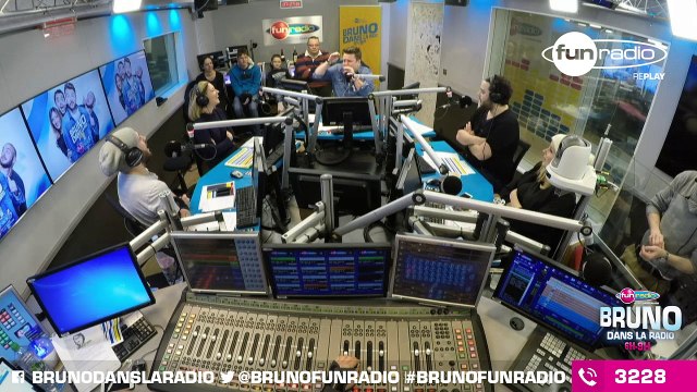 demande en mariage dans la Chanson du Jour (19/02/2016) - Best Of en Images de Bruno dans la Radio