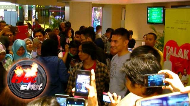 Hadir di Bandung, Vino Gemparkan Penonton Talak 3 - Hot Shot 19 Februari 2016