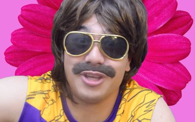 LE RIRE JAUNE-LE PIRE YOUTUBER BEAUTÉ (Parodie)