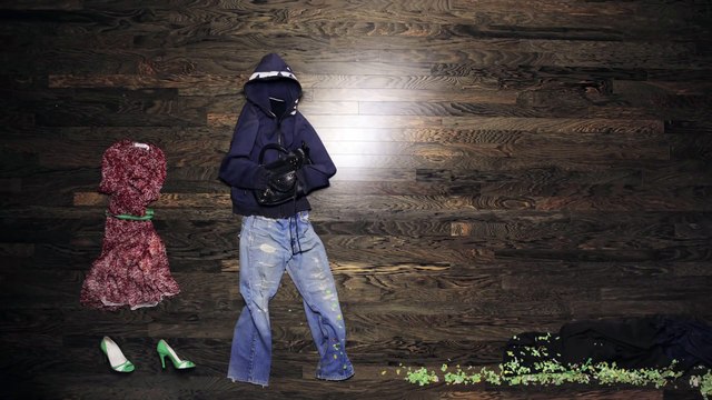 Buzz : Découvrez Shiny , un court-métrage réalisé avec des vêtements étalés au sol !