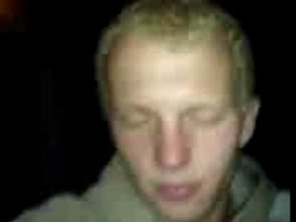 D9