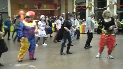 Travesuras Line Dance