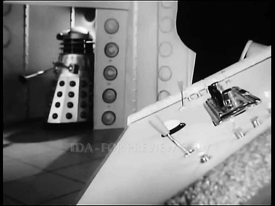 Walls - Sky Ray Space Raiders - Doctor Who - British Adverts Commercials (1967) TDA Archive