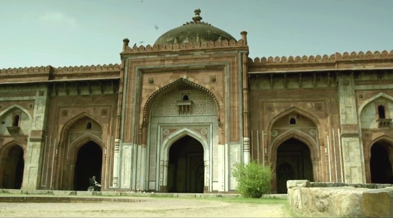 Maula Song - WAZIR - Bollywood Movie - Amitabh Bachchan Farhan Akhtar Javed Ali - Devotional Song - Maula Mere Maula