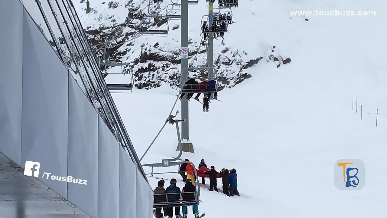 Un petit garçon reste 7 minutes SUSPENDU à un télésiège avant de sauter
