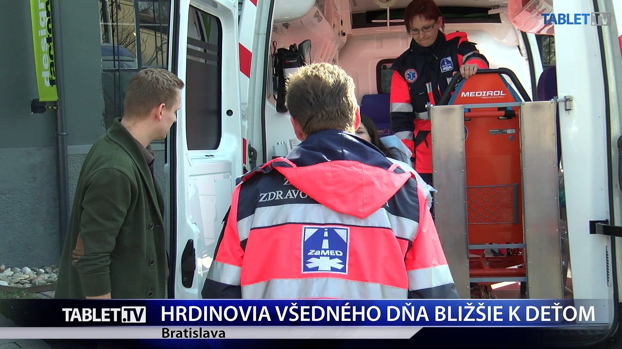 Deti sa v múzeu môžu zahrať na sanitkárov aj hasičov