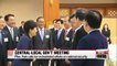 Pres. Park meets with local gov't heads on nat'l security and economy