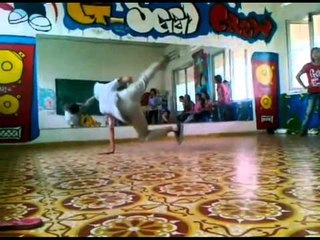 [Vietnam's Got Talent 2012 - 2nd chance] Đặng Thành Quý - Nhảy solo