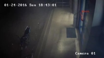 Mersin'de Marketlere Bombalı Saldırı Kamerada