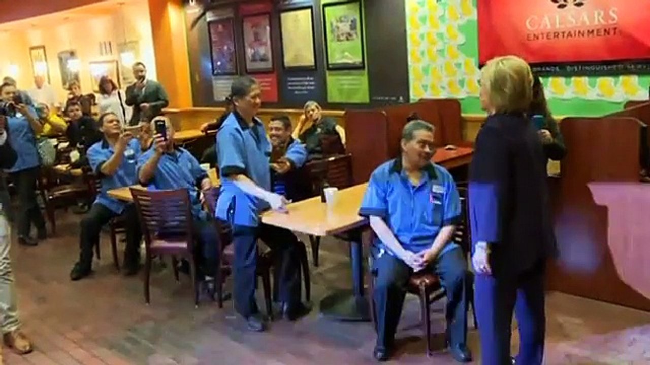 Diners and economics in the Democratic race
