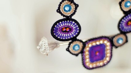 COOL DIYMake your own embroidered necklace with designer