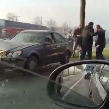 Il commet un délit de fuite avant d’être neutralisé par des riverains