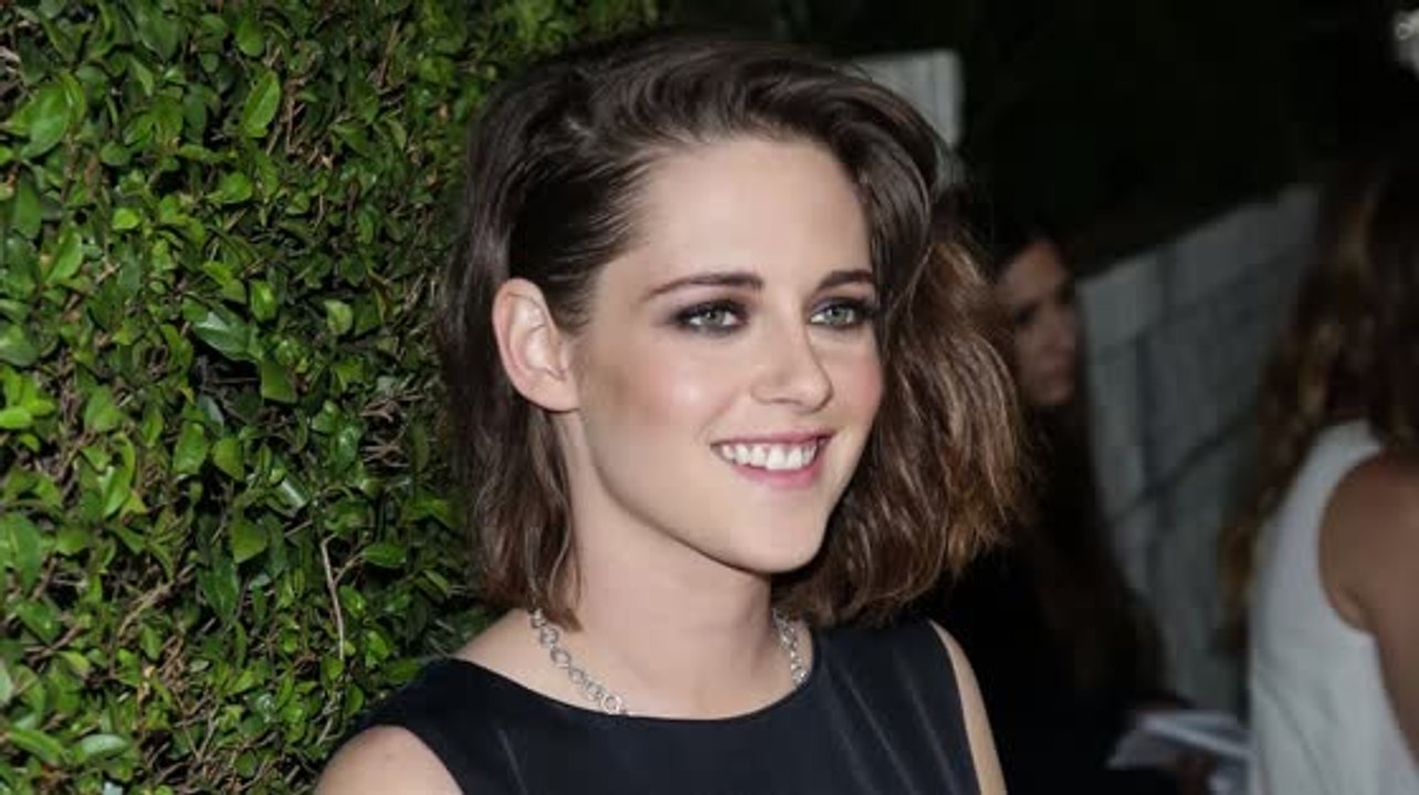 Kristen Stewart Just Wants to Dance