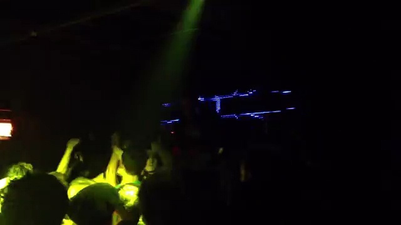 Claude VonStroke "Booty Clap" Live @ SpyBar