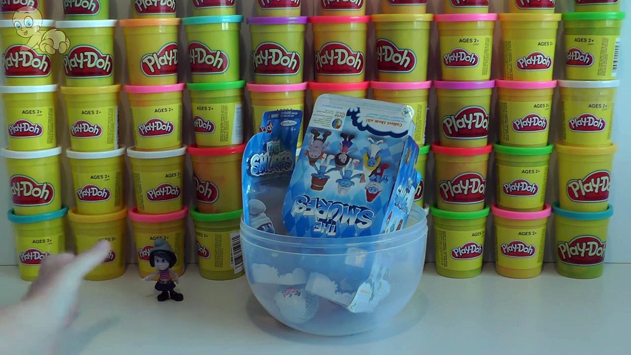 The Smurfs Giant Play Doh Surprise Egg Filled with Toys