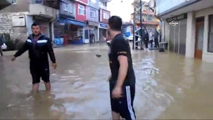 Alaplı'daki sel, amatör kamera tarafından görüntülendi