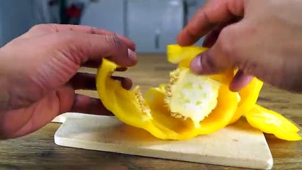 Life Hack Fastest way to cut a bell pepper