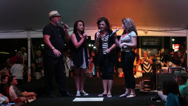 Gaddis Family sings 'Amazing Grace' Elvis Week 2014