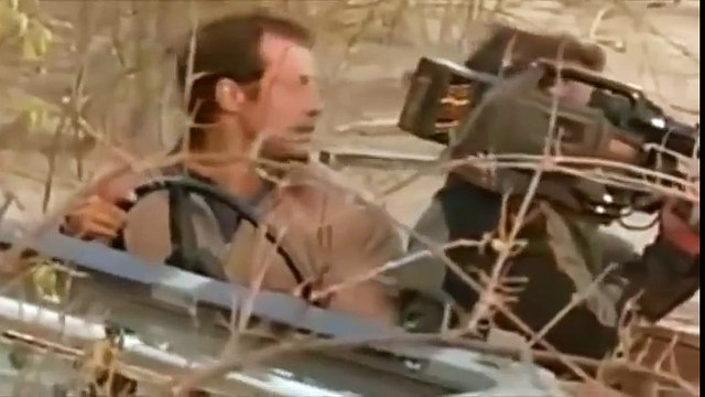 ПРАЙД ЛЬВОВ НАПАЛ НА СЛОНА,СЛОН VS ЛЕВ