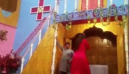 SANIA BHATI HOT MUJRA 2016 - PAKISTANI STAGE DRAMA 2016 MUJRA DANCE LIVE