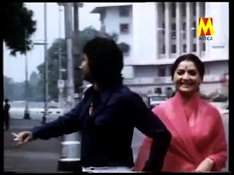 Mone Pore Sei Sab Din - Kishore Kumar Bengali Song Starring Mithun Chakraborty