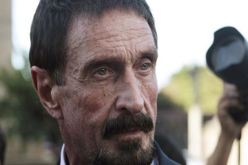 John McAfee se ofrece para desencriptar iPhone de San Bernardino