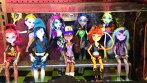 Monster High Dolls Display VIDEO Monster High Dolls Lighted Musical Display