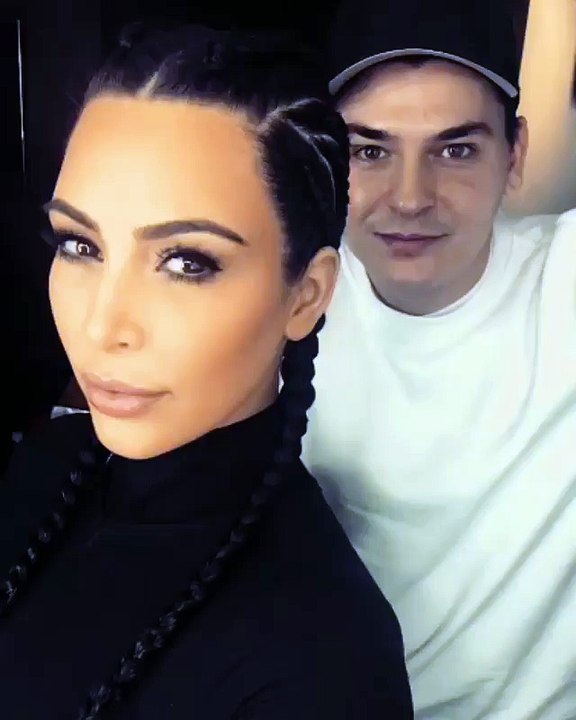 Kim Kardashian talking in albanian with her make up artist Mario