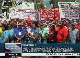 Transportistas venezolanos  marchan en apoyo al presidente Maduro