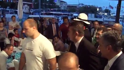 Steven Seagal Beşiktaş'ta iftar çadırına konuk oldu