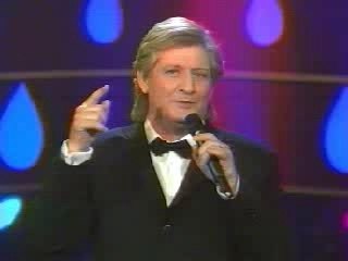 Le Petit Bonhomme En Mousse