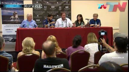 Joaquín Furriel y Maribel Verdú  "El faro de las orcas"