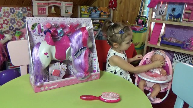 Беби Борн игрушечная лошадь единорог с длинными волосами распаковка игрушки Unicorn Baby Born toy