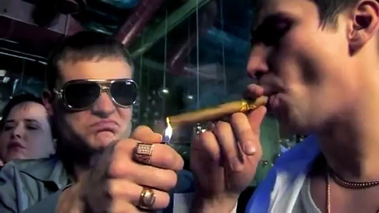 Emir Kusturica - Black Cat, White Cat - SONG...