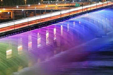 Мост - фонтан Банпо в Сеуле