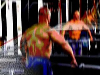 Тяга штанги к подбородку в положении стоя