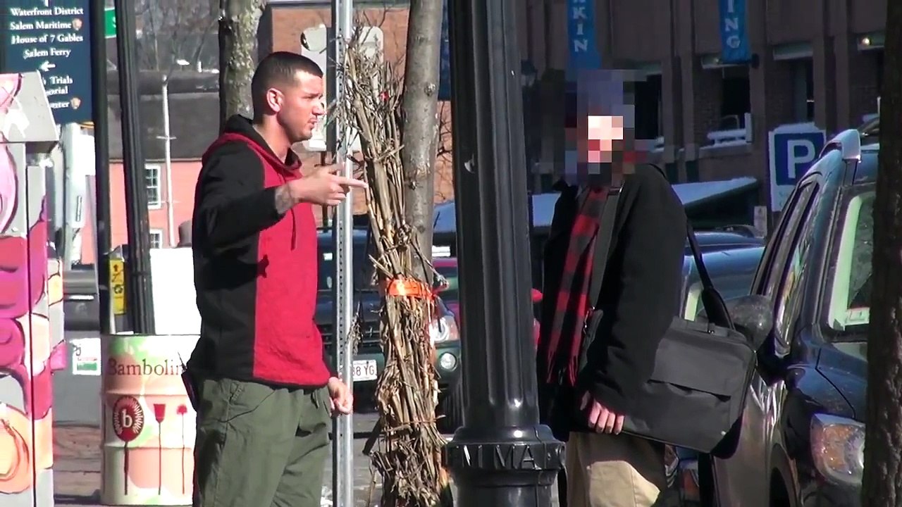 People Stealing Money From Open Car Window - BUT Not The Homeless [WATCH!]