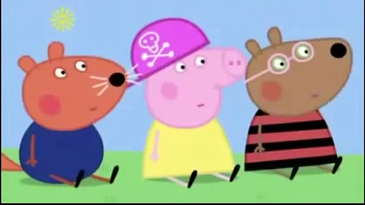 Peppa Pig listens to Islamic Song (Allah Akbar)