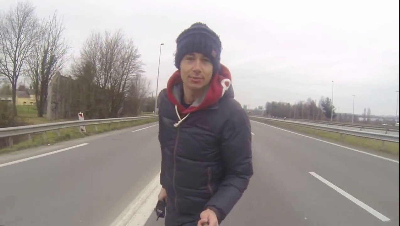 Merci les agriculteurs !!! Seul sur la rocade en skate électrique !!