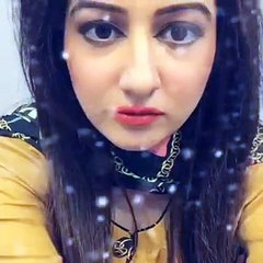 Anchor Nabeha ejaz Showing Her Eyes Talent To Fans