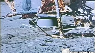 12/10/11 Nasas Fake Moon Set - Alien Coverup - UFOs