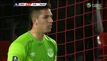 Charlie Daniels Penalty Miss - Joel Robles Super Save HD - AFC Bournemouth v. Everton - 20.02.2016 HD