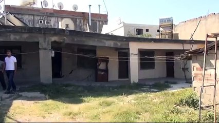 Mahalle yavaş yavaş çöküyor